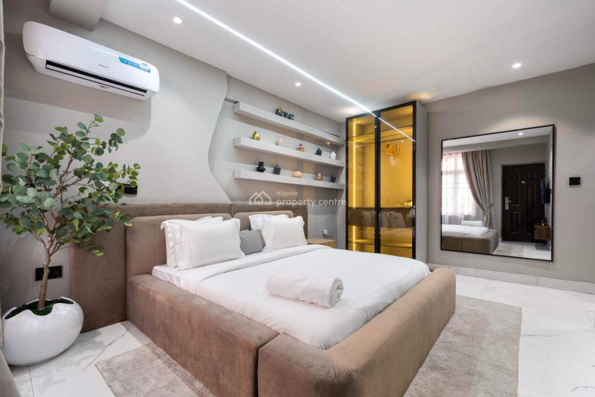 2 Bedroom Apartment, Lekki Phase 1, Lekki, Lagos, Flat / Apartment Short Let