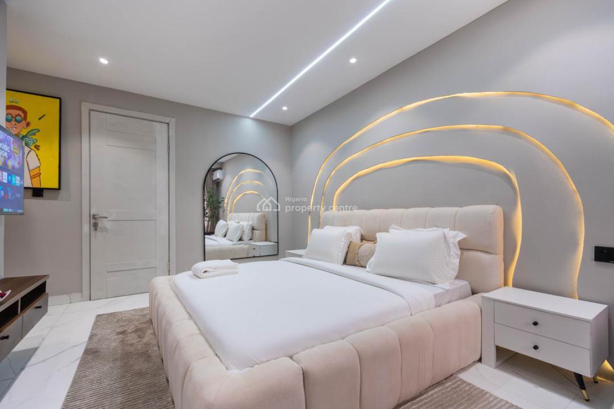 2 Bedroom Apartment, Lekki Phase 1, Lekki, Lagos, Flat / Apartment Short Let