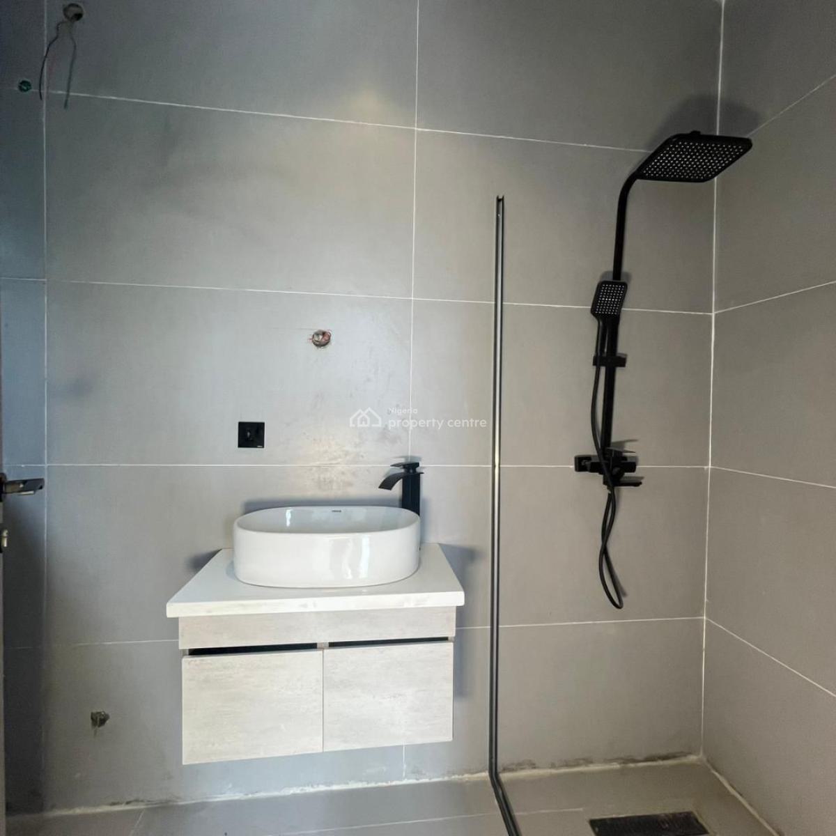 Luxury 2 Bedroom Serviced Apartment with Elevator, Gym, Pool & Rooftop, Lekki Phase 1, Lekki, Lagos, Flat / Apartment for Sale