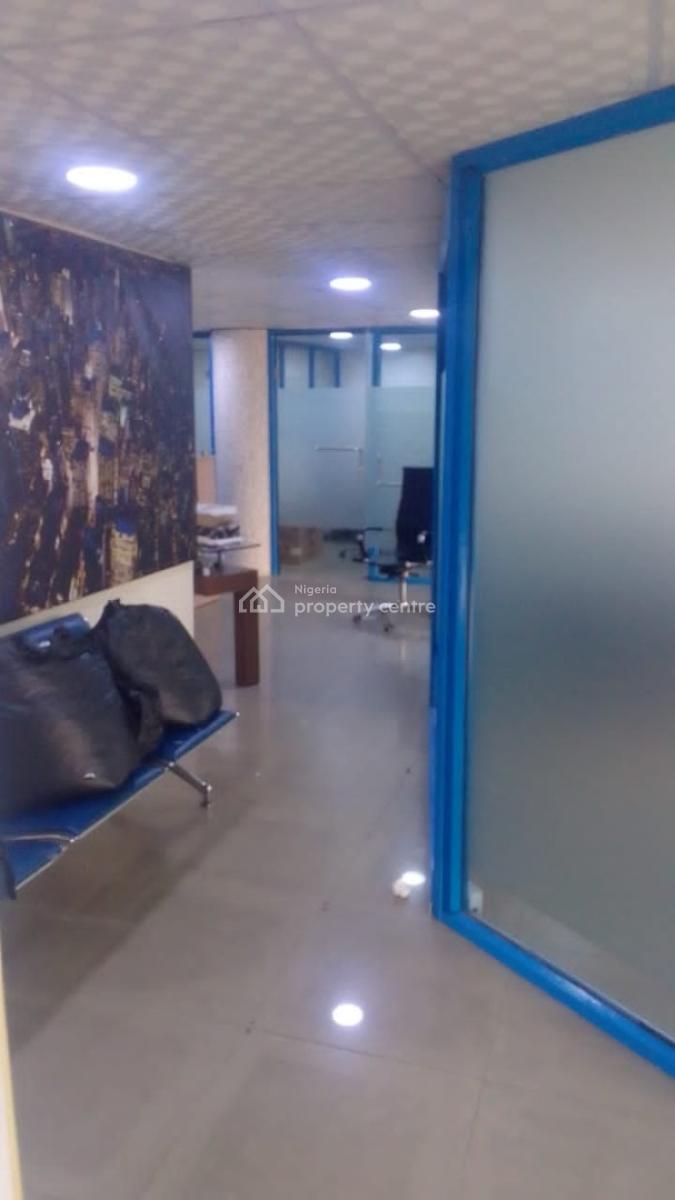 Massive Commercial Space, Victoria Island (vi), Lagos, Commercial Property for Rent