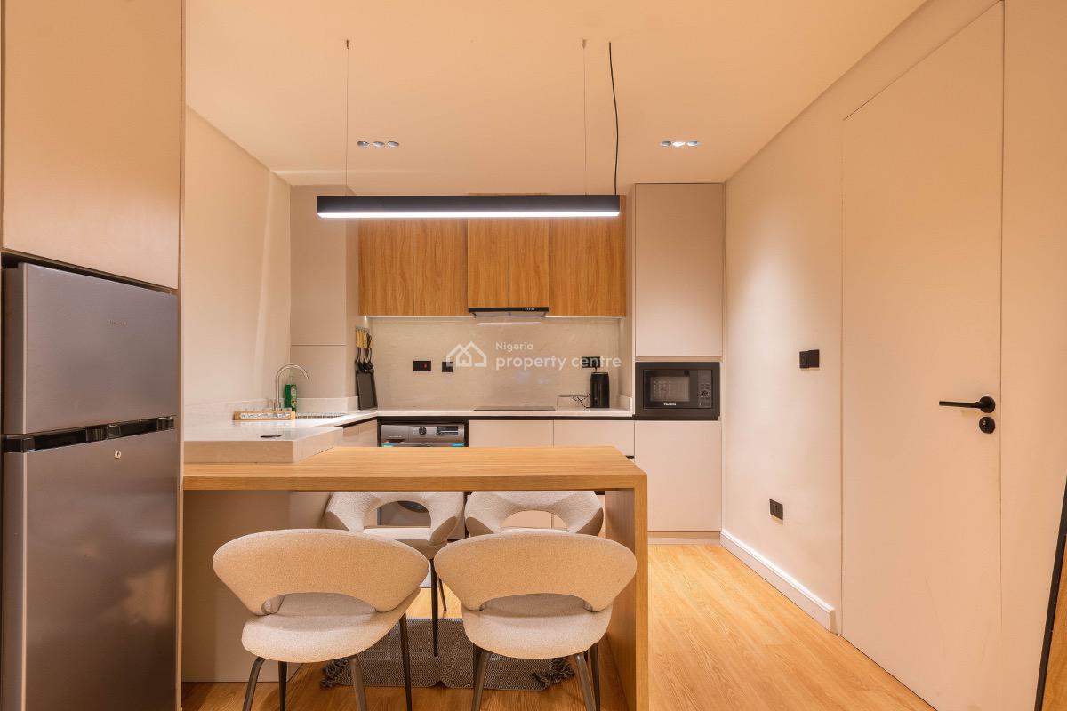 2 Bedroom Apartment, Lekki Phase 1, Lekki, Lagos, Flat / Apartment Short Let