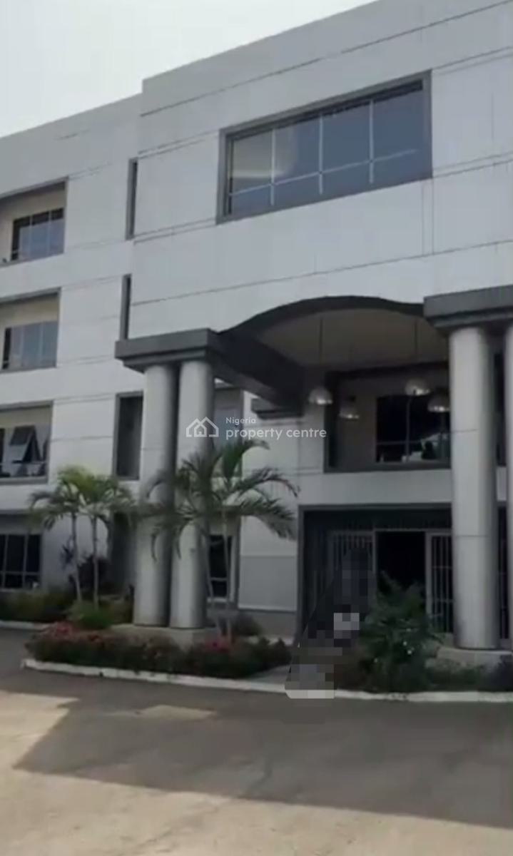 3 Floor Open Plan Commercial/office Building, Zone 4, Wuse, Abuja, Office Space for Rent
