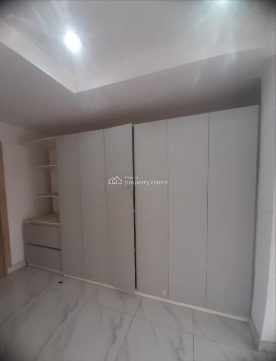 3 Bedroom Apartment with Bq, Lekki Phase 1, Lekki, Lagos, Flat / Apartment for Sale