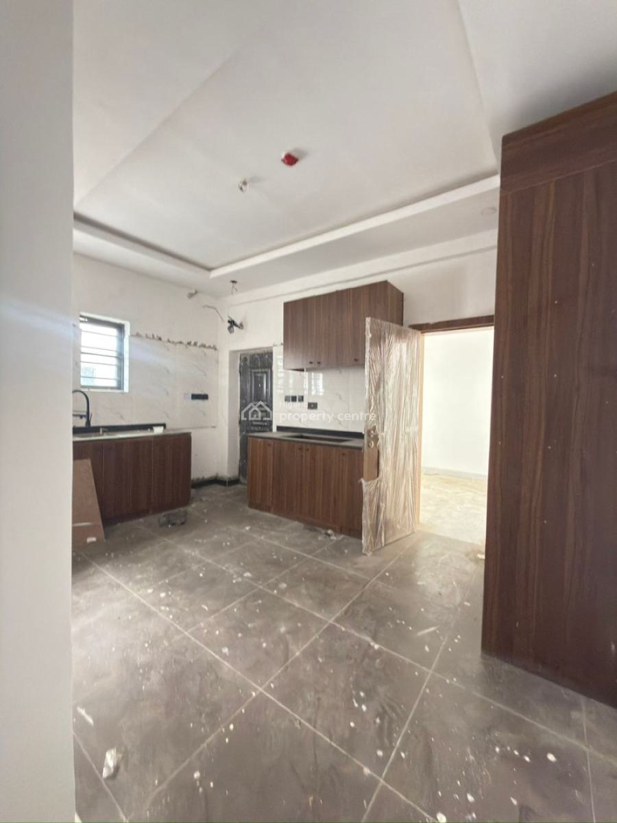 2 Bedroom Apartment, General Paint, Ajah, Lagos, Flat / Apartment for Sale