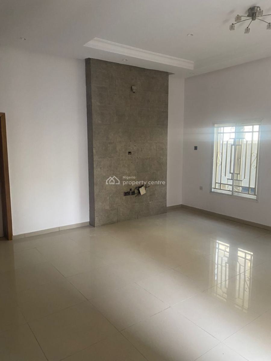 3 Bedrooms with Bq, Lekkki Phase 1, Lekki, Lagos, Terraced Duplex for Rent