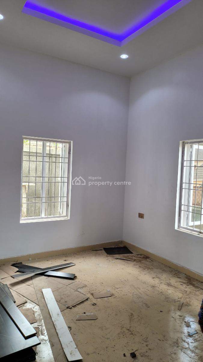 Luxurious 2 Bedroom /small Room Attached, Dawaki, Gwarinpa, Abuja, Flat / Apartment for Rent