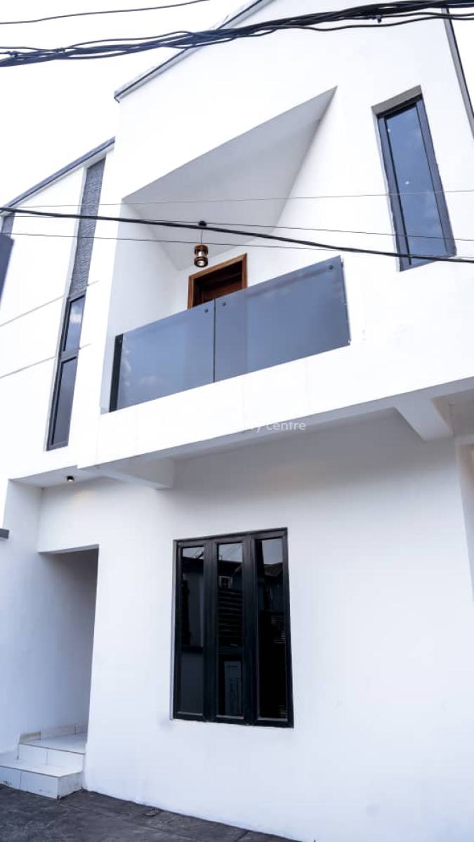 4bedroom Semi Detached Duplex, Gbagada, Lagos, Semi-detached Duplex for Sale