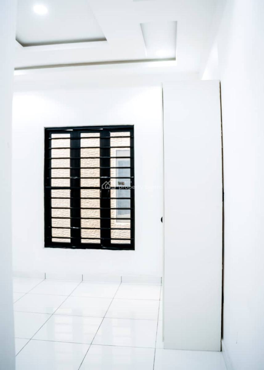 4bedroom Semi Detached Duplex, Gbagada, Lagos, Semi-detached Duplex for Sale