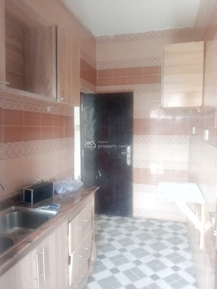 Well Maintained 2 Bedroom Apartment, Gra Phase 1, Magodo, Lagos, Flat / Apartment for Rent