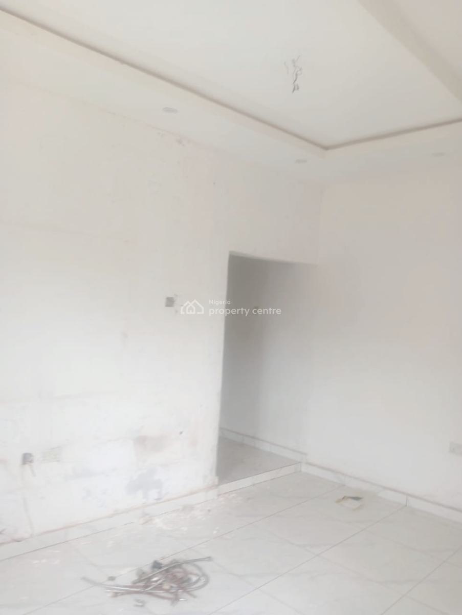 Well Maintained 2 Bedroom Apartment, Gra Phase 1, Magodo, Lagos, Flat / Apartment for Rent