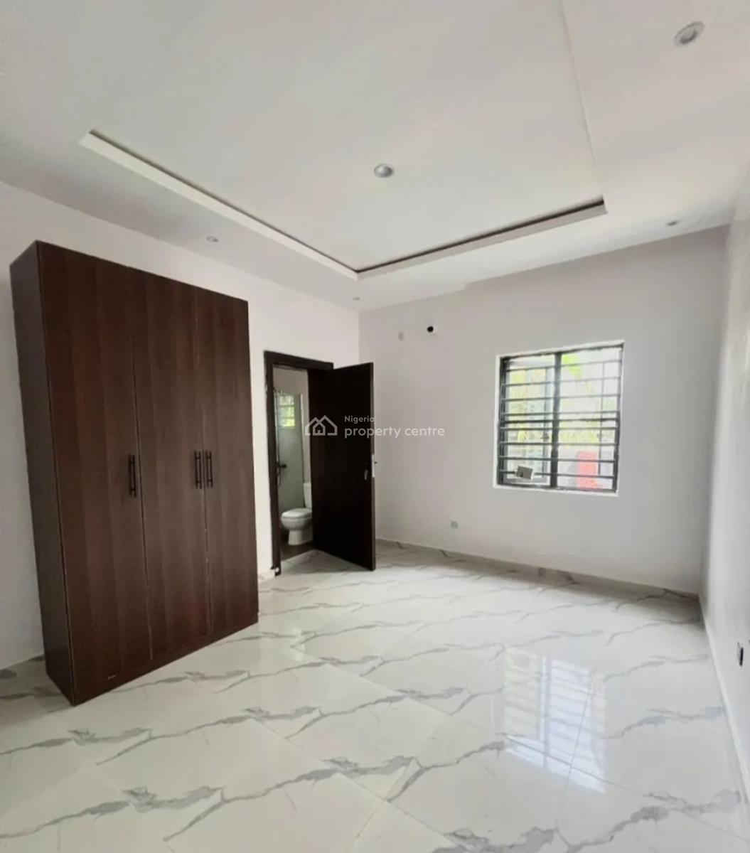 2 Bedroom Flat, Before Chevron Drive 2nd Toll Gate, Ologolo, Lekki, Lagos, Flat / Apartment for Rent