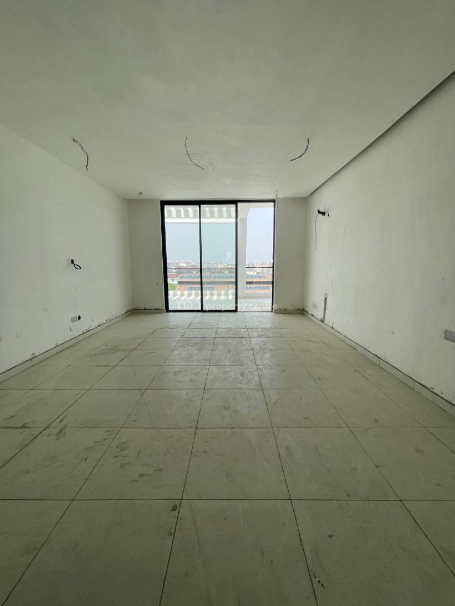 Spacious and Solid 2 Bedroom Apartment with Elevator Pool and Gym, Close to Catholic Church, Ikate Elegushi, Lekki, Lagos, Block of Flats for Sale