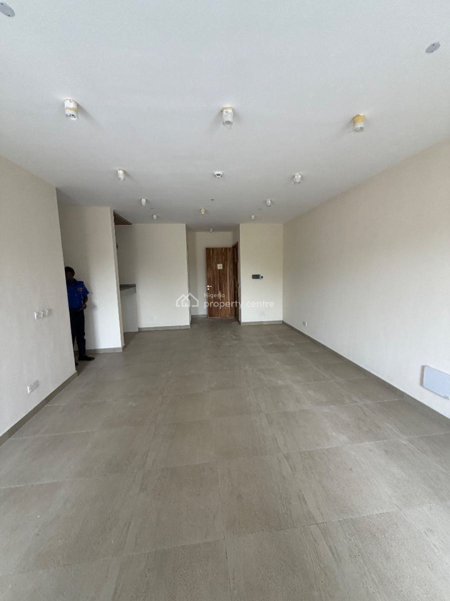 Newly Built 2bedroom Flat with Bq, Lekki Phase 1, Lekki, Lagos, Block of Flats for Sale