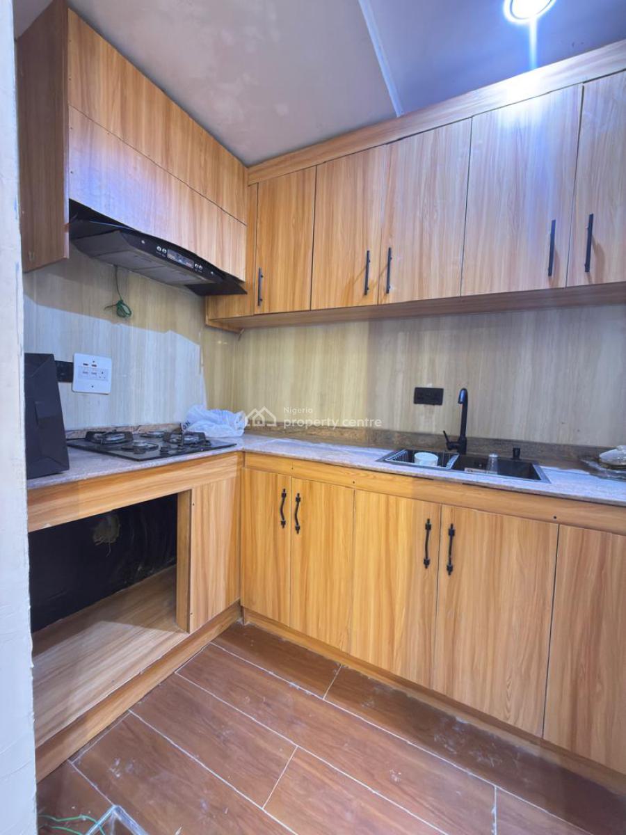 1 Bedroom Apartment, General Paint, Ajah, Lagos, Flat / Apartment for Sale