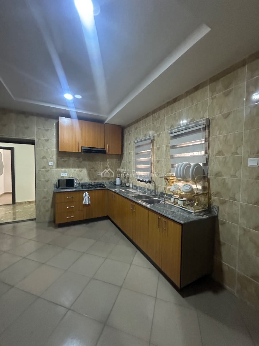 Luxury Smart 2 Bedroom Furnished & Service Apartment, Jabi, Abuja, Flat / Apartment Short Let