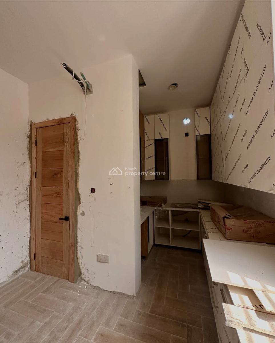 Beautiful 3 Bedroom Terrace Duplex, Lekki Phase 1, Lekki, Lagos, Terraced Duplex for Sale