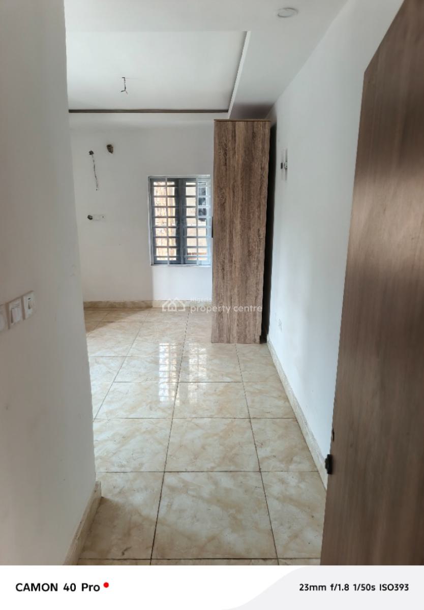 Luxurious 2 Bedroom Flat, Around Area 1 Bridge, Area 1, Garki, Abuja, Flat / Apartment for Sale