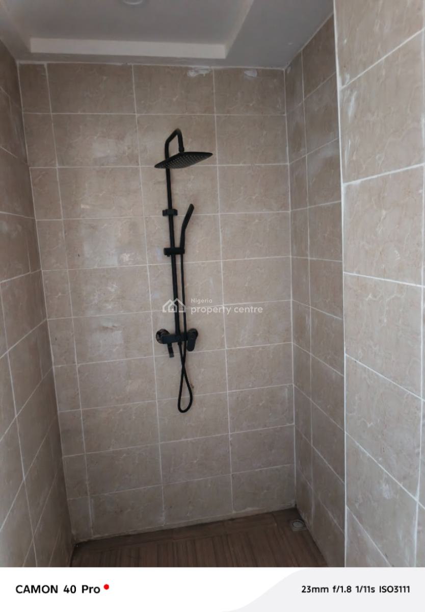 Luxurious 2 Bedroom Flat, Around Area 1 Bridge, Area 1, Garki, Abuja, Flat / Apartment for Sale