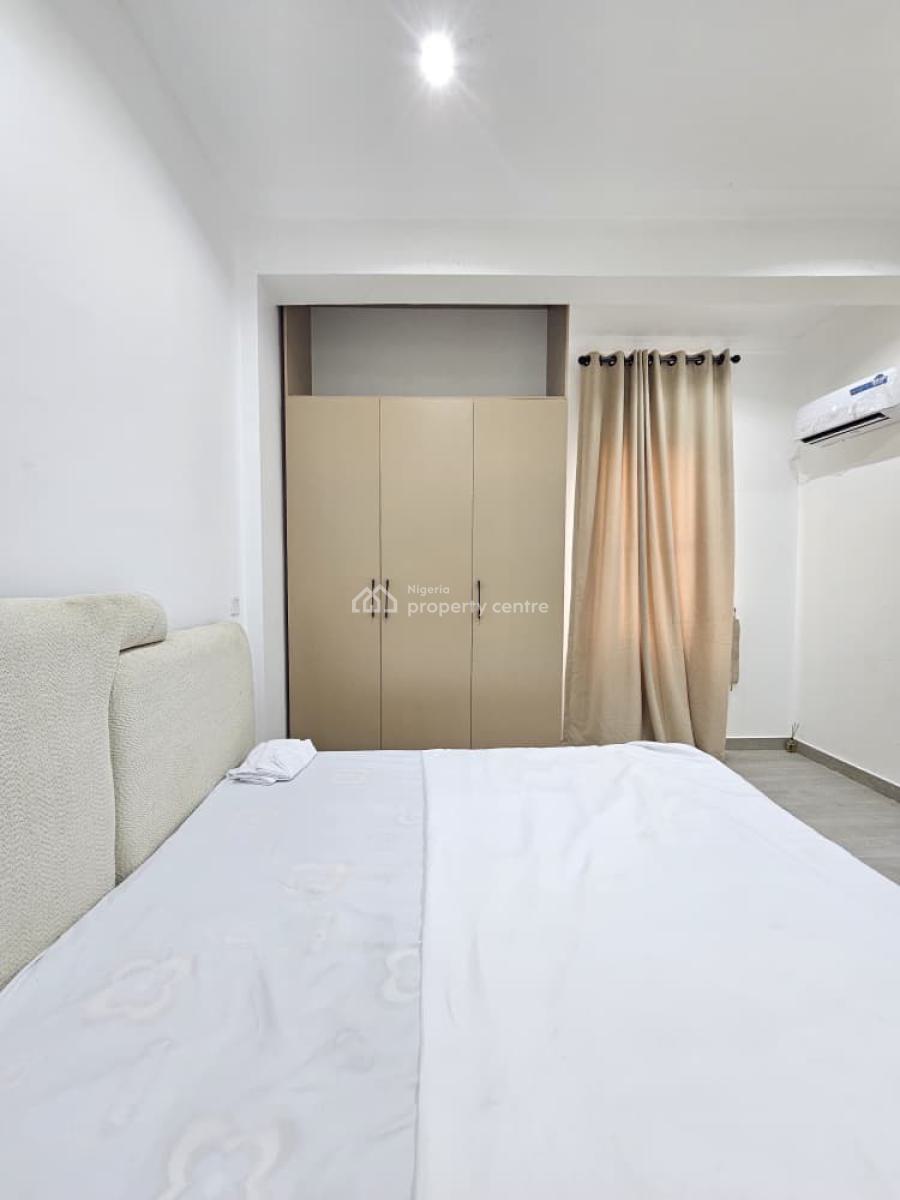 Opulent 2bedroom Apartment with a Elevator & Pool in a Secured Estate, Ikate, Lekki, Lagos, Flat / Apartment for Sale