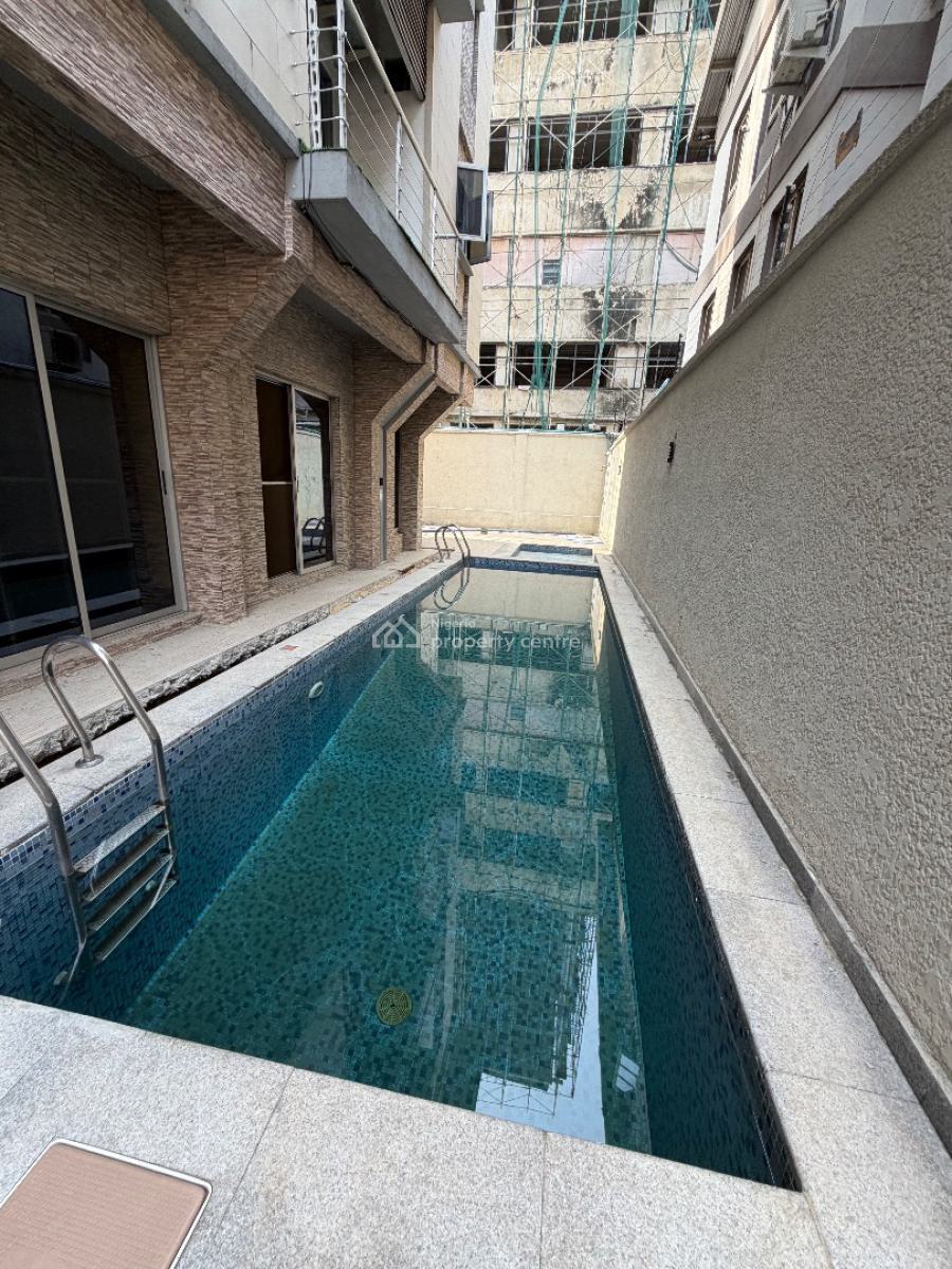 Serviced 3bedroom Flat with Pool and Bq, Lekki Phase 1, Lekki, Lagos, Flat / Apartment for Rent