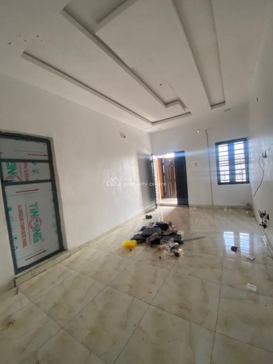 Sharp 2 Bedroom Upstairs in an Estate, Sangotedo, Sangotedo, Ajah, Lagos, Flat / Apartment for Rent
