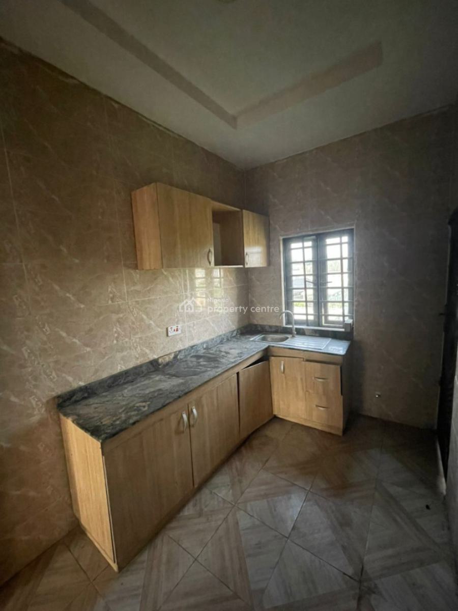 Sharp 2 Bedroom Upstairs in a Code Access Estate, Sangotedo, Ajah, Lagos, Flat / Apartment for Rent