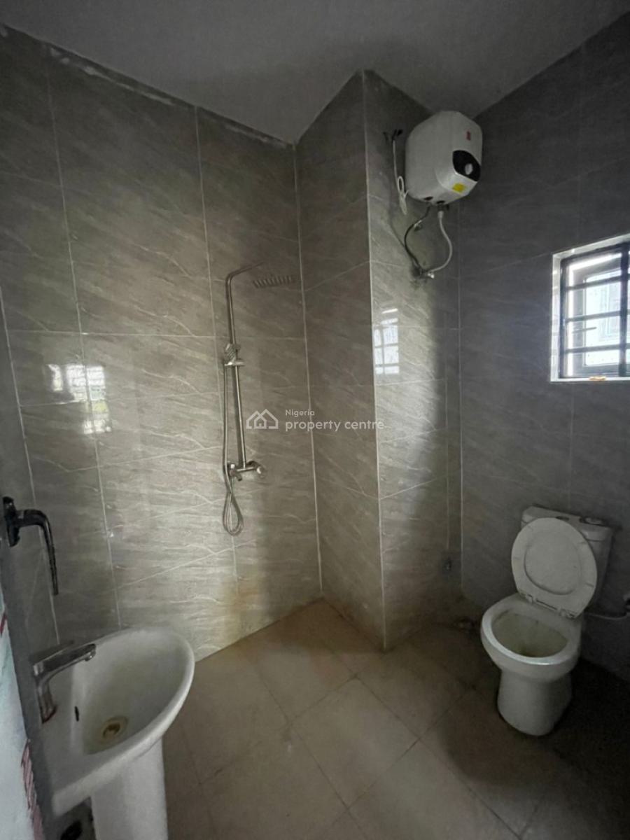 Sharp 2 Bedroom Upstairs in a Code Access Estate, Sangotedo, Ajah, Lagos, Flat / Apartment for Rent