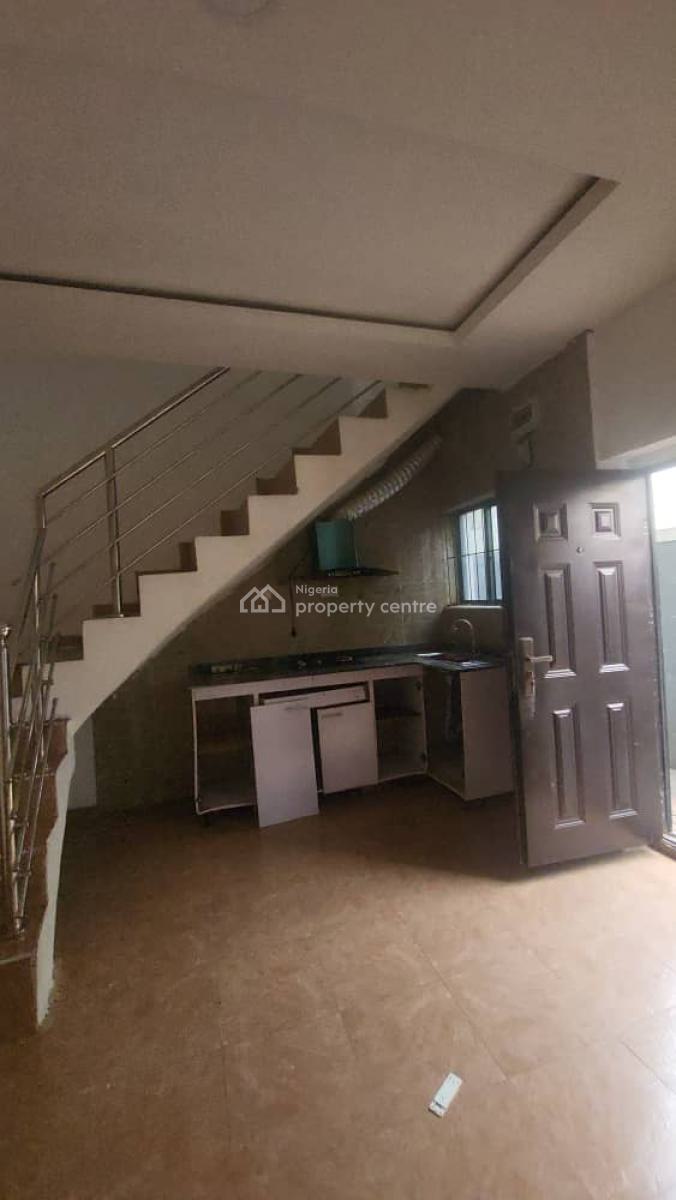 Lovely 1 Bedroom Duplex, Isheri, Gra Phase 1, Magodo, Lagos, Terraced Duplex for Rent