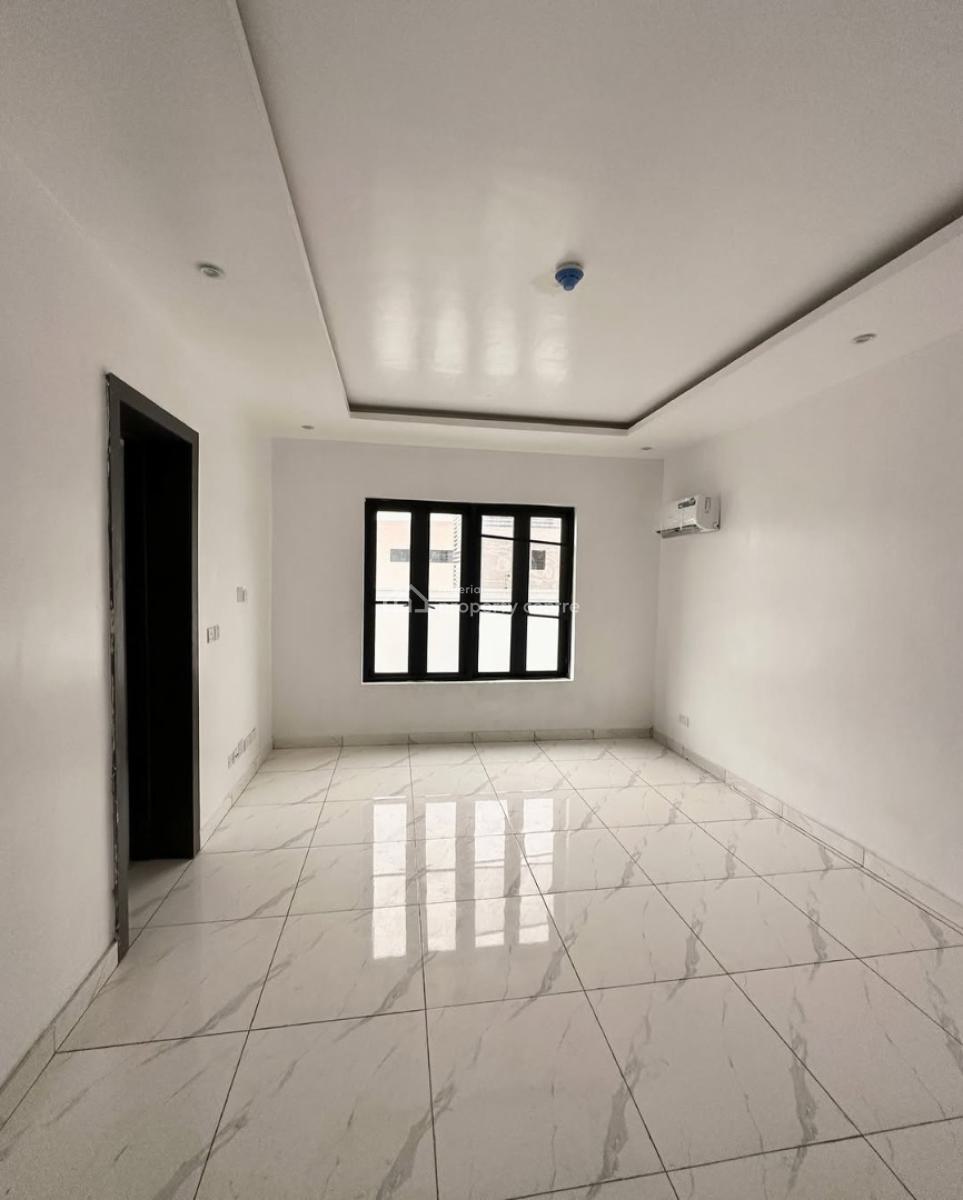 Luxury 2 Bedroom Apartment, Lekki Phase 1, Lekki, Lagos, Block of Flats for Sale