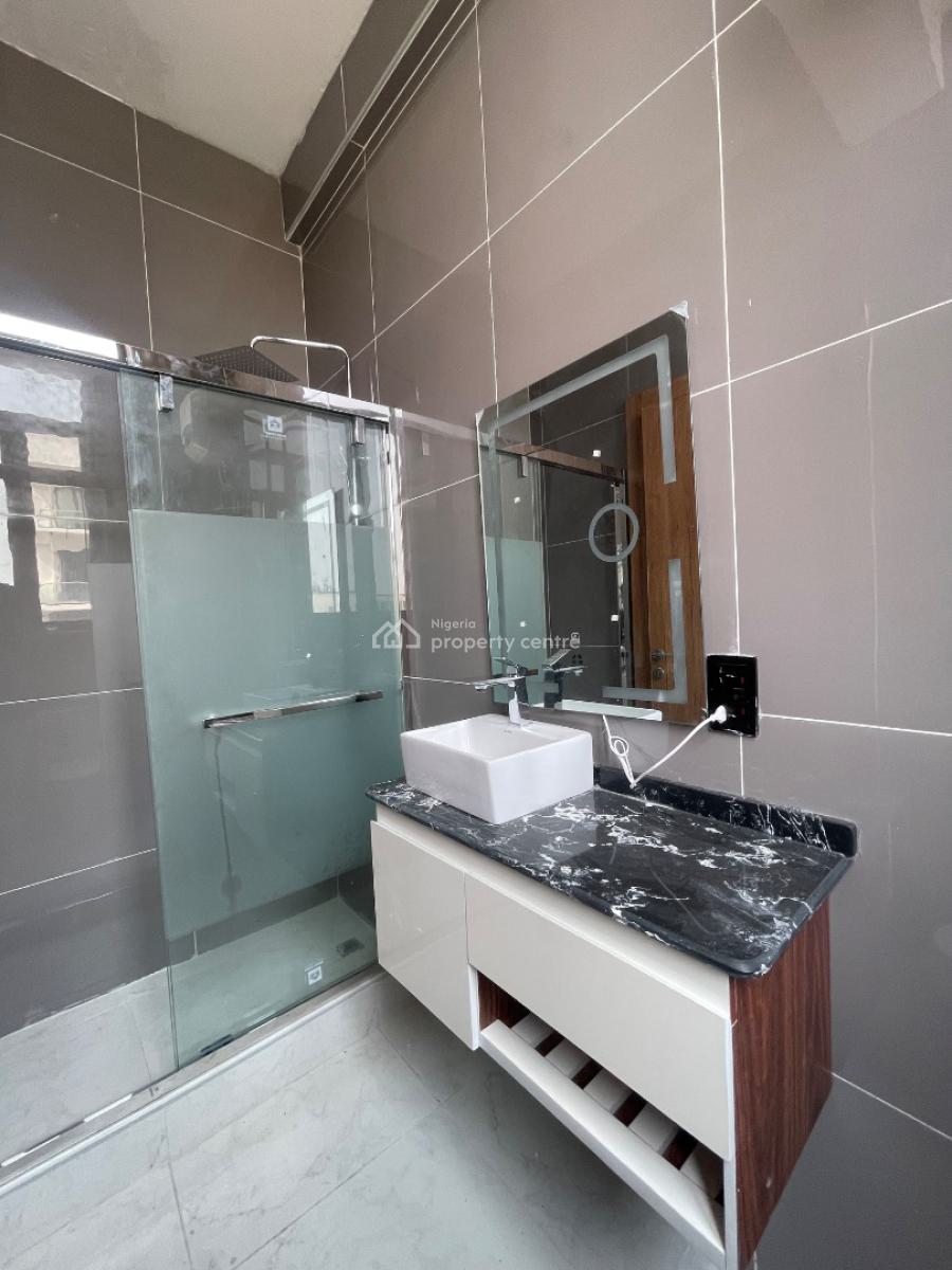 2 Bedroom Apartment, Lekki Phase 1, Lekki, Lagos, Flat / Apartment for Rent