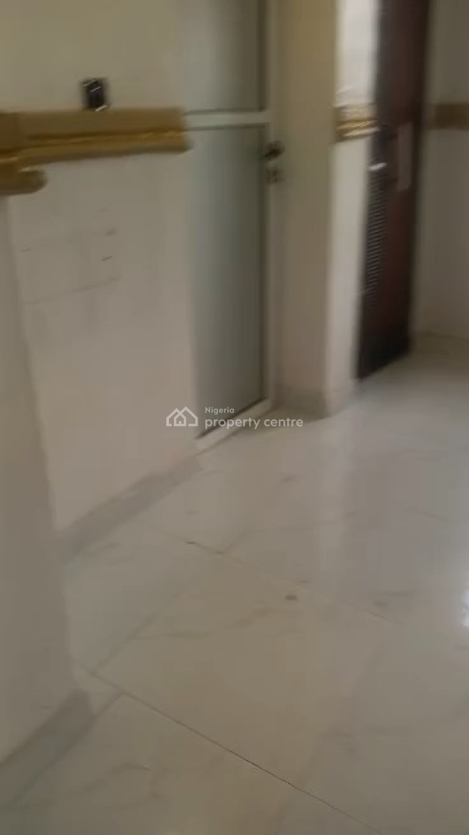 Clean Spacious 2 Bedroom Apartment Upstairs, Secured and Serene Area, Mende, Maryland, Lagos, Flat / Apartment for Rent