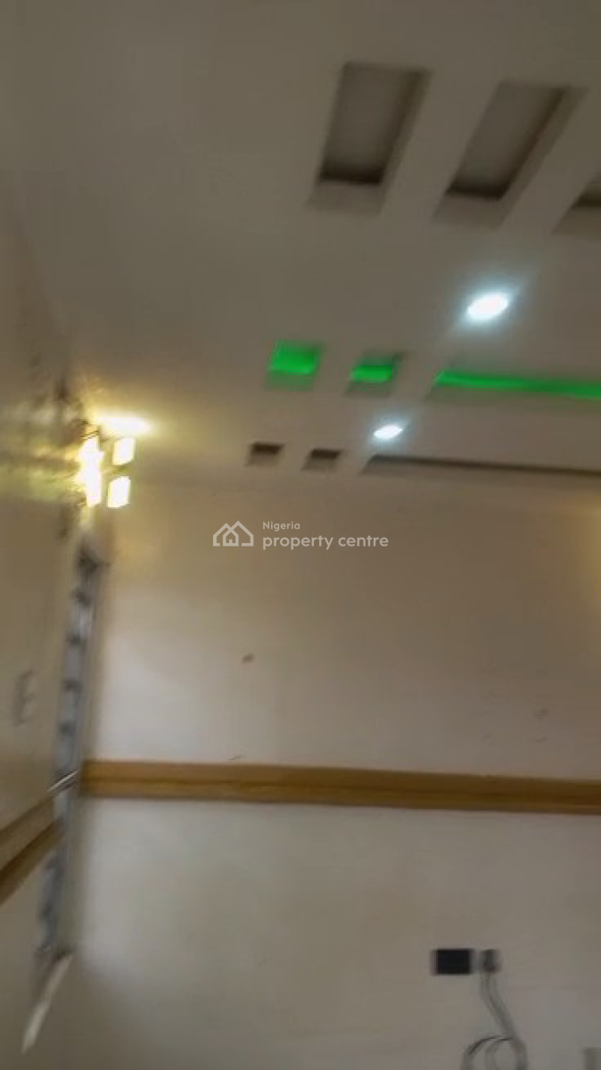 Clean Spacious 2 Bedroom Apartment Upstairs, Secured and Serene Area, Mende, Maryland, Lagos, Flat / Apartment for Rent