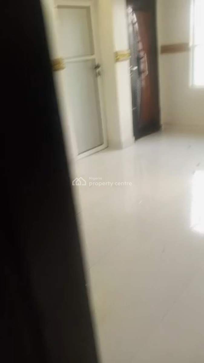 Clean Spacious 2 Bedroom Apartment Upstairs, Secured and Serene Area, Mende, Maryland, Lagos, Flat / Apartment for Rent