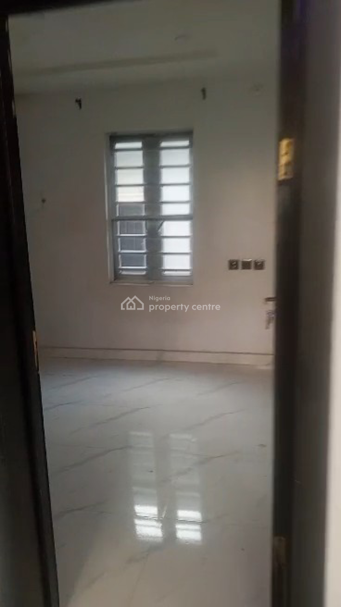 Clean Spacious 2 Bedroom Apartment Upstairs, Secured and Serene Area, Mende, Maryland, Lagos, Flat / Apartment for Rent