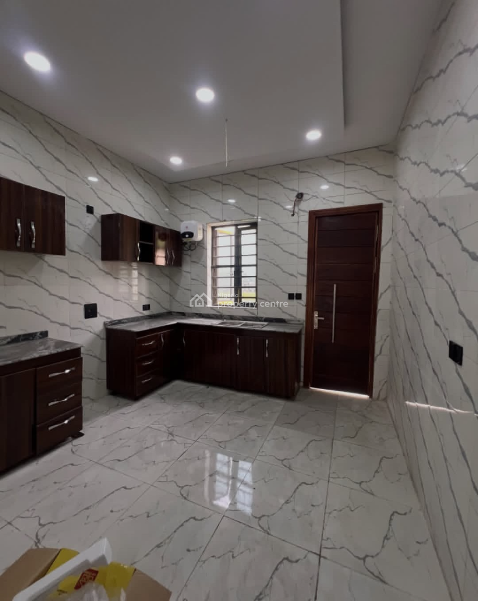 Fully Service 4 Bedroom Semi Detached Duplex, Chevron, Lekki, Lagos, Semi-detached Duplex for Rent