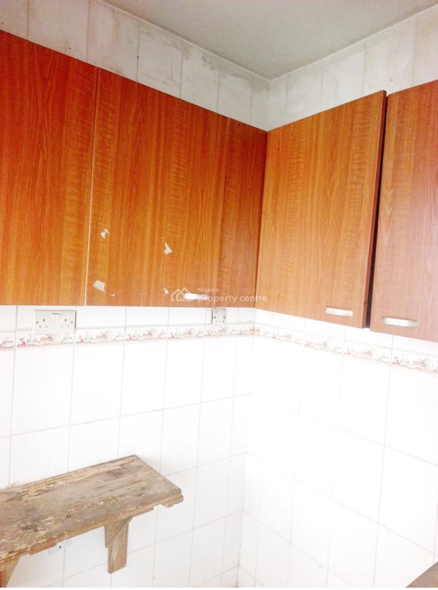 Luxury Mini Flat, Gra Phase 1, Magodo, Lagos, Mini Flat (room and Parlour) for Rent