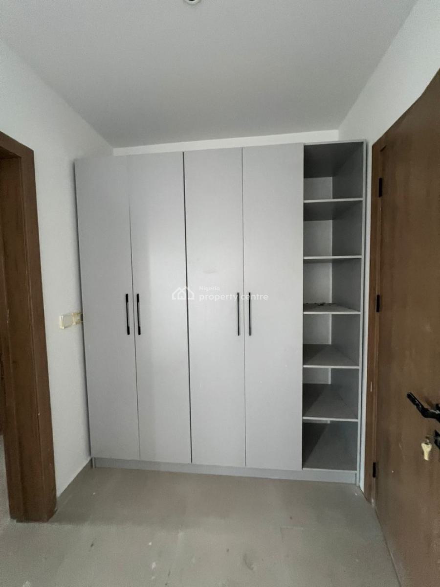 Two Bedroom Apartments, Lekki Phase 1, Lekki, Lagos, Flat / Apartment for Sale