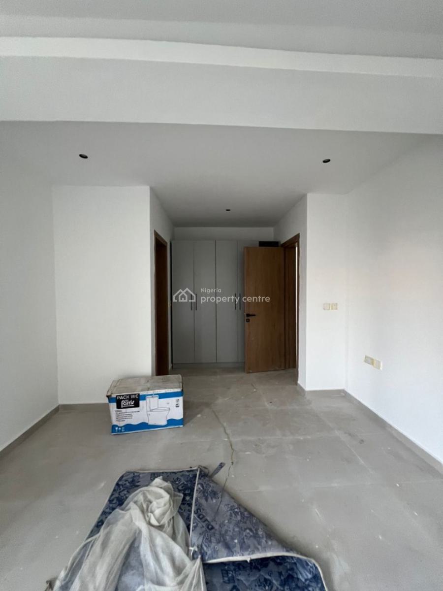 Two Bedroom Apartments, Lekki Phase 1, Lekki, Lagos, Flat / Apartment for Sale