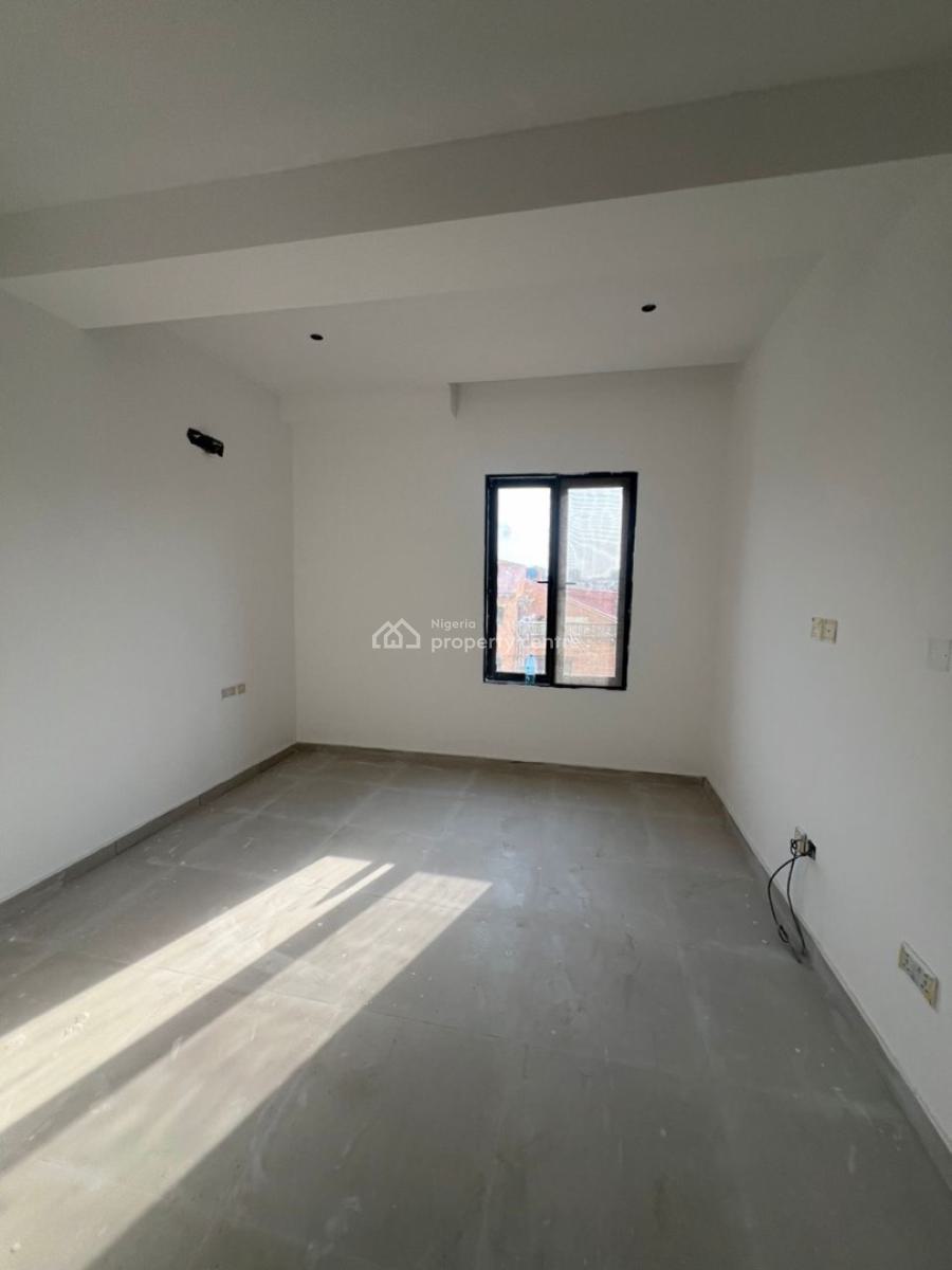 Two Bedroom Apartments, Lekki Phase 1, Lekki, Lagos, Flat / Apartment for Sale