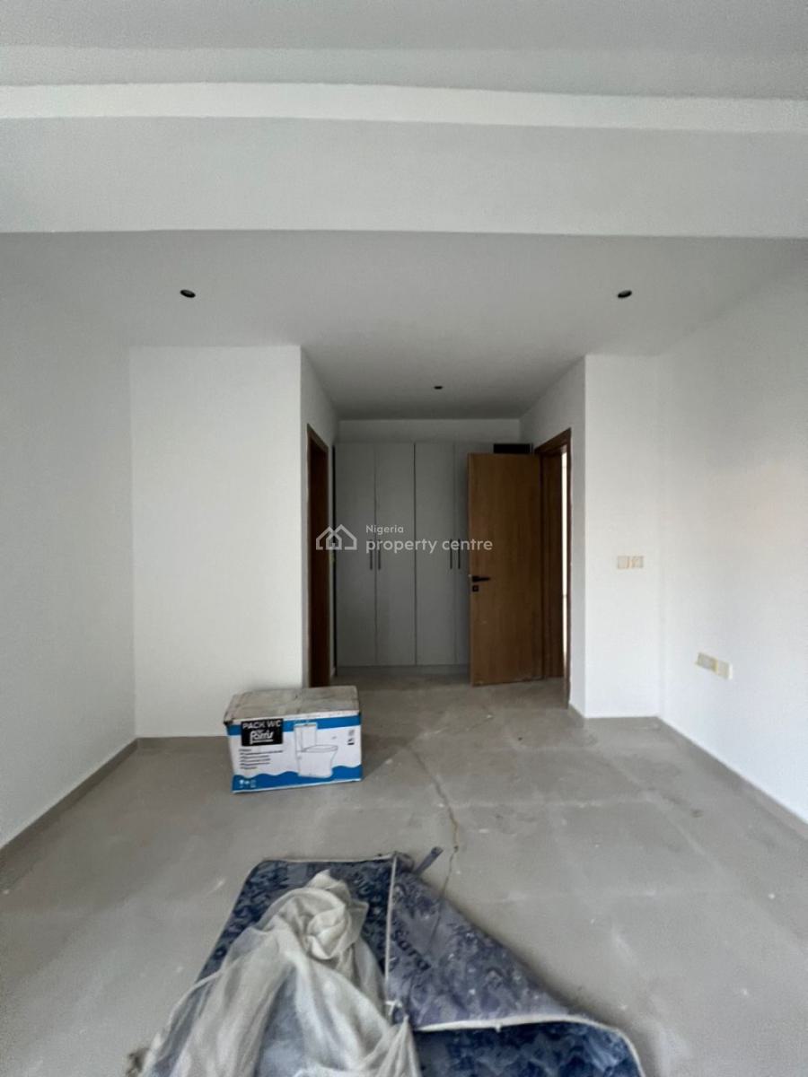 Two Bedroom Apartments, Lekki Phase 1, Lekki, Lagos, Flat / Apartment for Sale