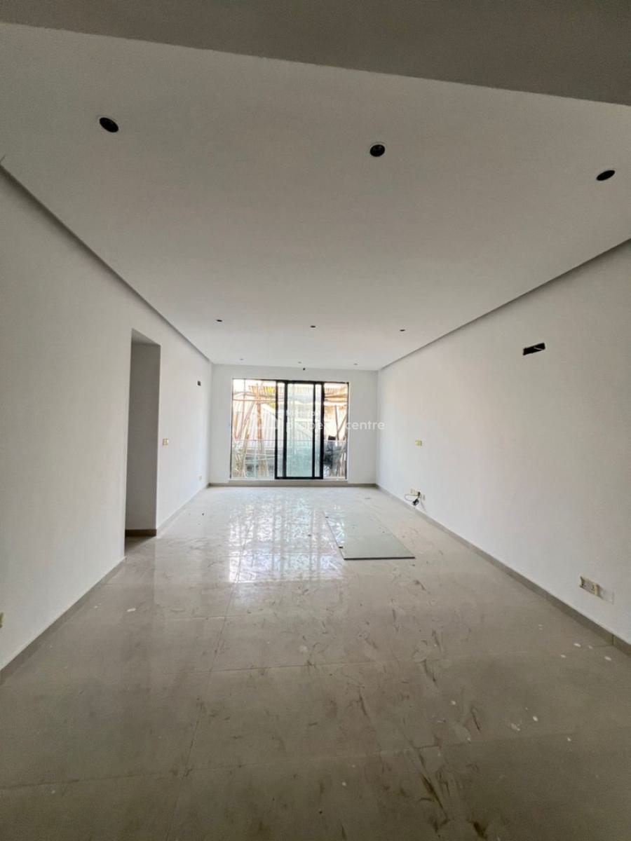 Two Bedroom Apartments, Lekki Phase 1, Lekki, Lagos, Flat / Apartment for Sale