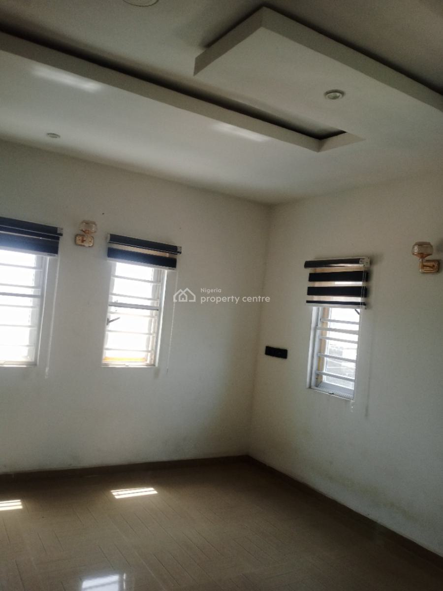 Luxurious 2 Bedrooms Apartment, Upstairs, Igando, Ibeju Lekki, Lagos, Flat / Apartment for Rent