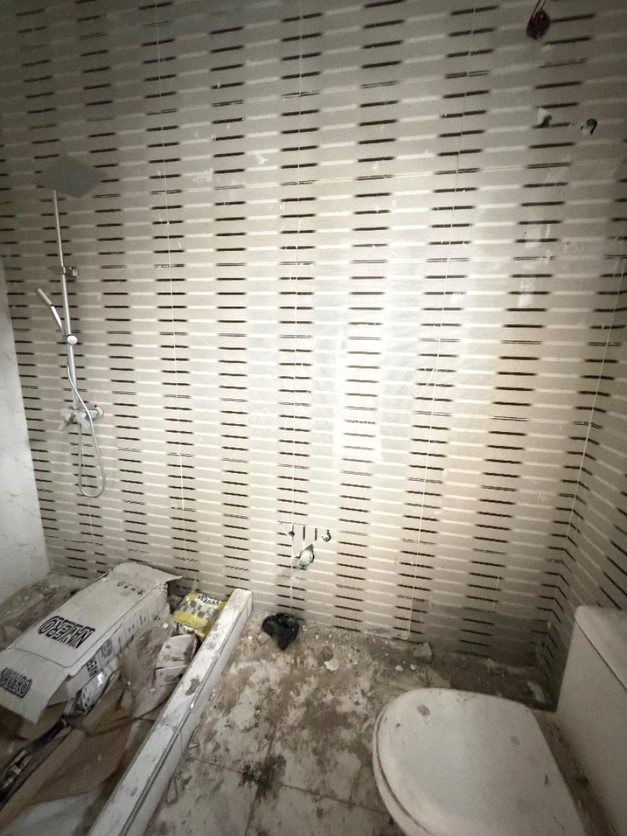 Serviced 1bedroom Flat, Ologolo, Lekki, Lagos, Block of Flats for Sale