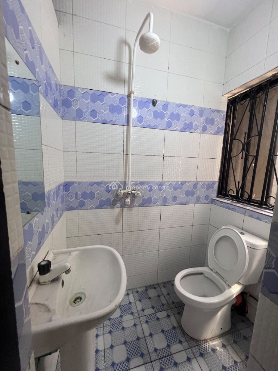 Standard 3 Bedroom Flat, 18b Caroline Street, Off Bisola Durosimi Etti Drive, Lekki Phase 1, La, Lekki, Lagos, Flat / Apartment for Rent