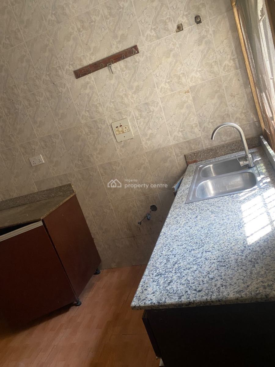 Spacious and Comfortable 3 Bedroom Flat, Lekki, Lagos, Terraced Duplex for Rent