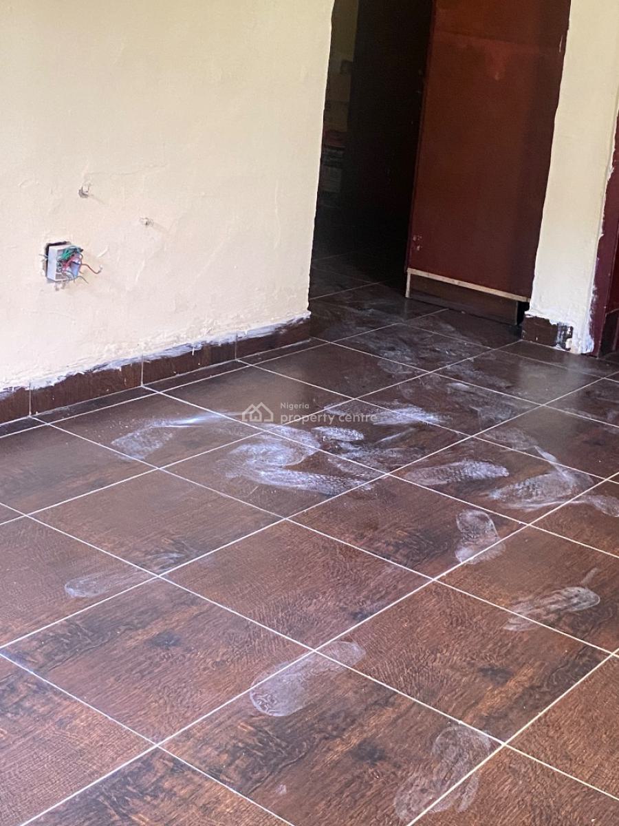 Spacious and Comfortable 3 Bedroom Flat, Lekki, Lagos, Terraced Duplex for Rent