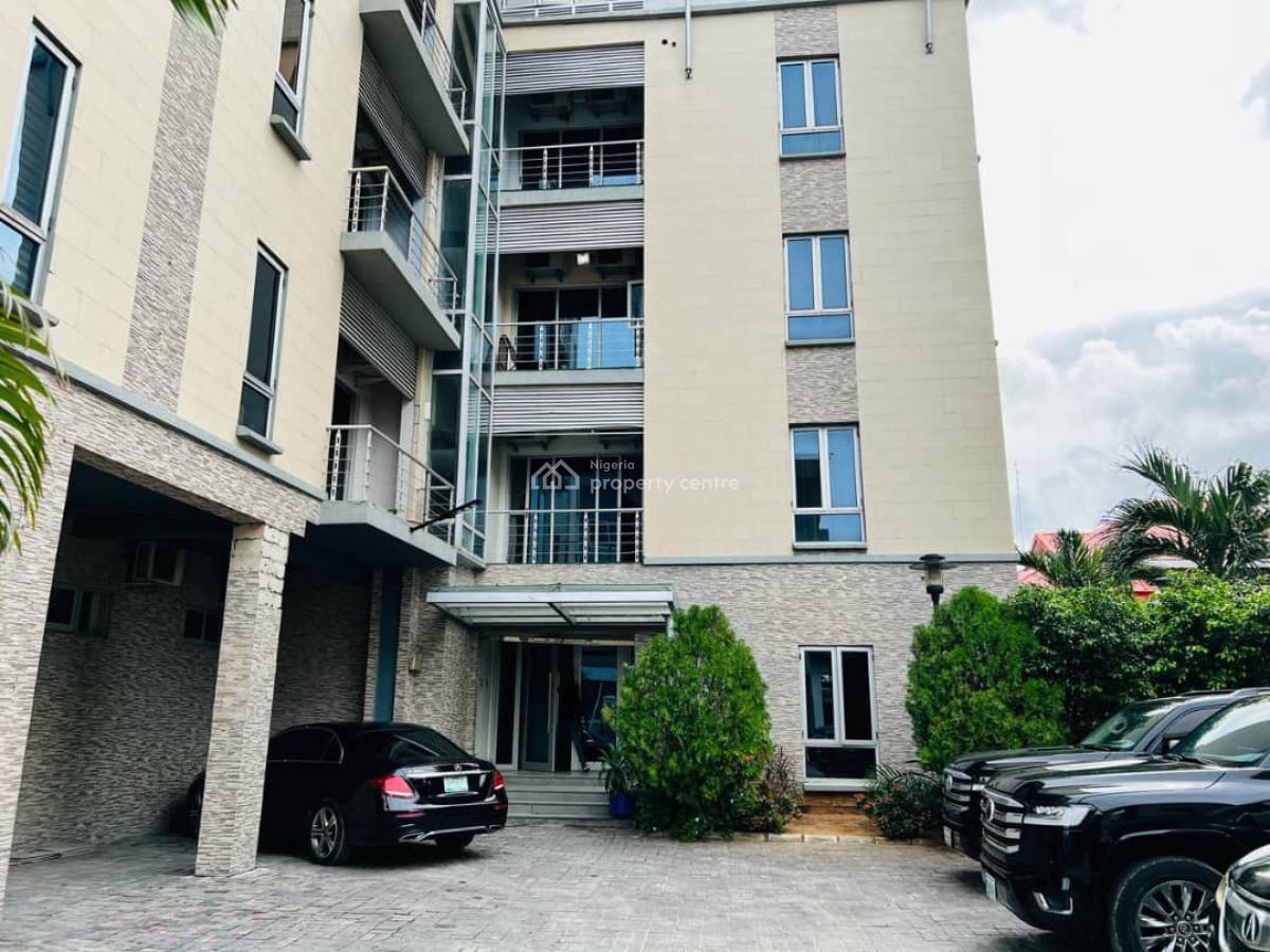 Serviced 3 Bedroom Flat with Bq, Pool, Gym & Clubhouse, Lekki Phase 1, Lekki, Lagos, Flat / Apartment for Rent