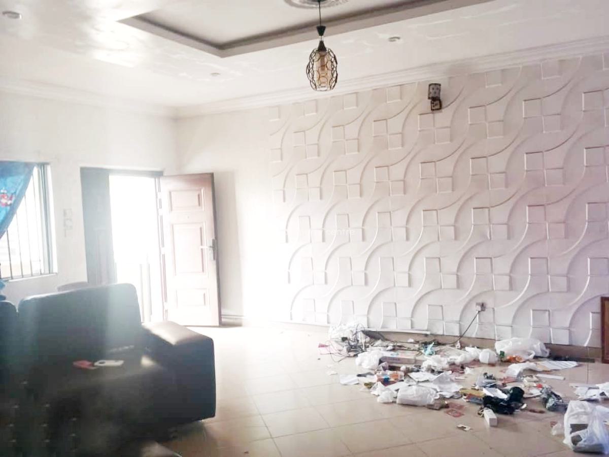 a Well Maintained Spacious 3 Bedroom Flat, Omole Phase 2, Ikeja, Lagos, Flat / Apartment for Rent