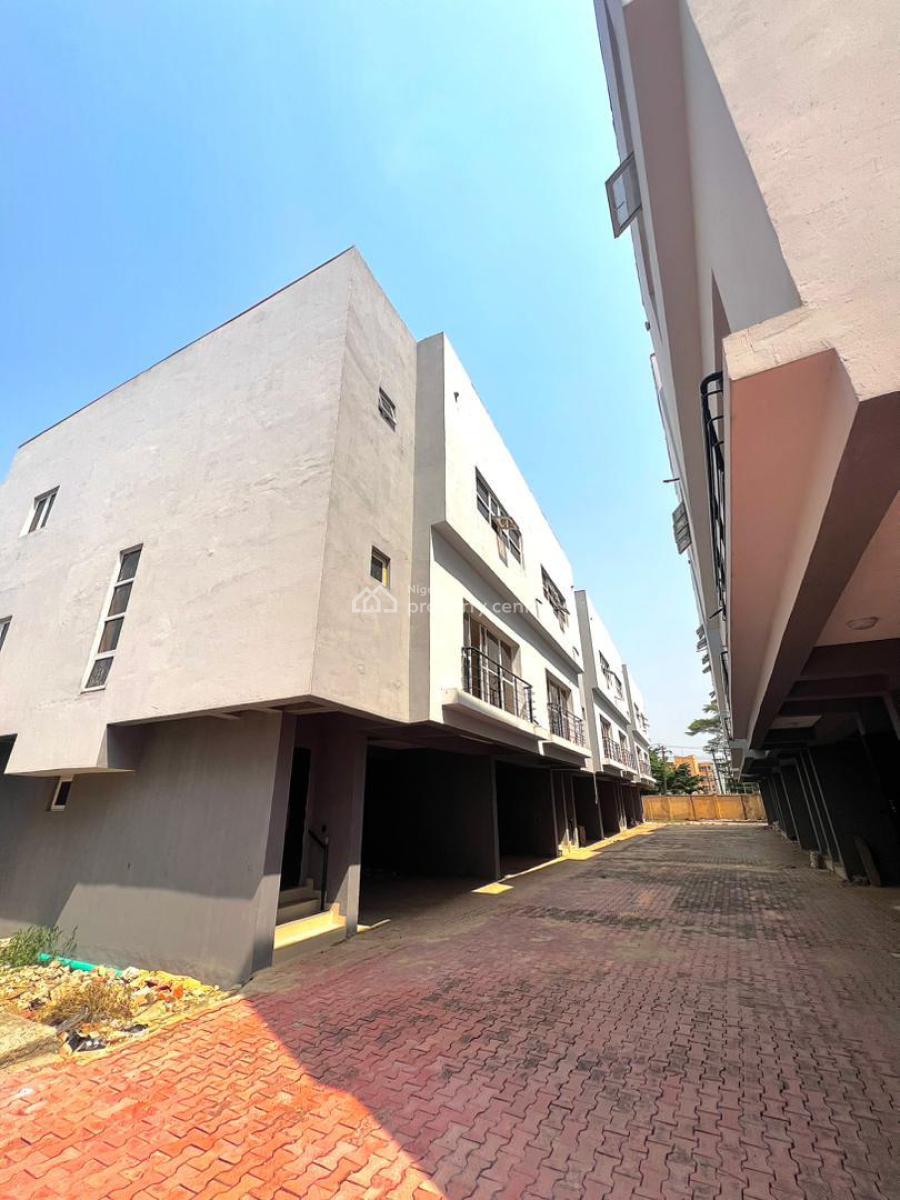 Well-designed 4-bedroom Townhouse with an Additional Guest Room, Ikoyi, Ikoyi, Lagos, Detached Duplex for Sale