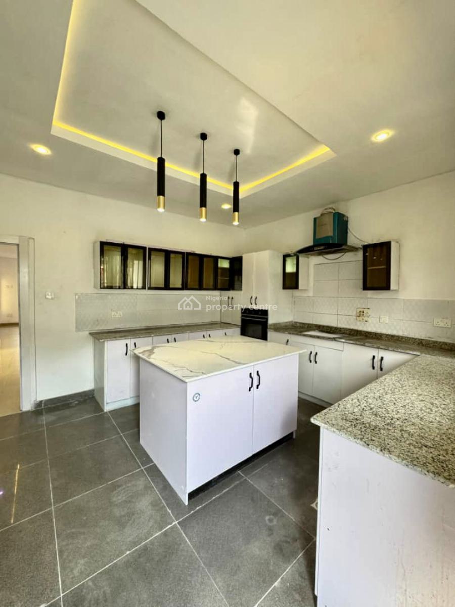 Distress Deal. Exquisite Spacious 4 Bedroom Semi Detached Duplex, Ikota, Lekki, Lagos, Semi-detached Duplex for Sale